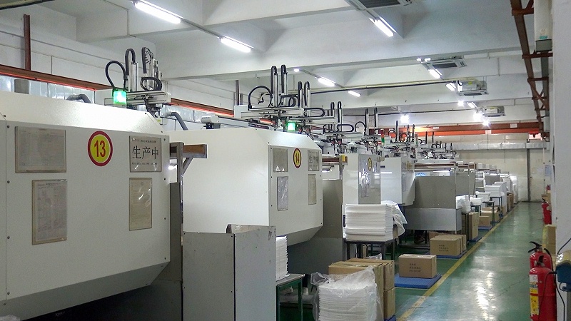 00054.MTS.00_00_00_17.Still001 00054.MTS.00_00_00_17.Still001